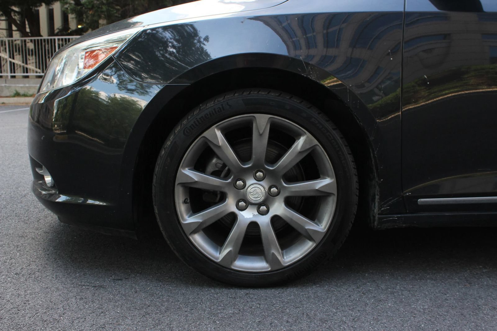 Used 2013 Buick LaCrosse Touring FWD image 11