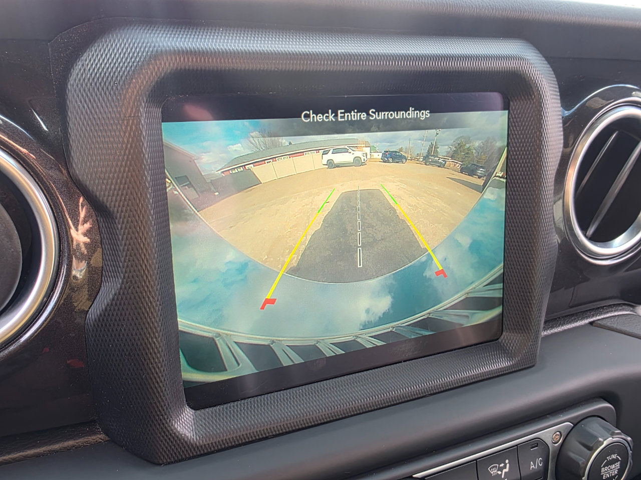 Used 2021 Jeep Wrangler Unlimited Sahara image 4