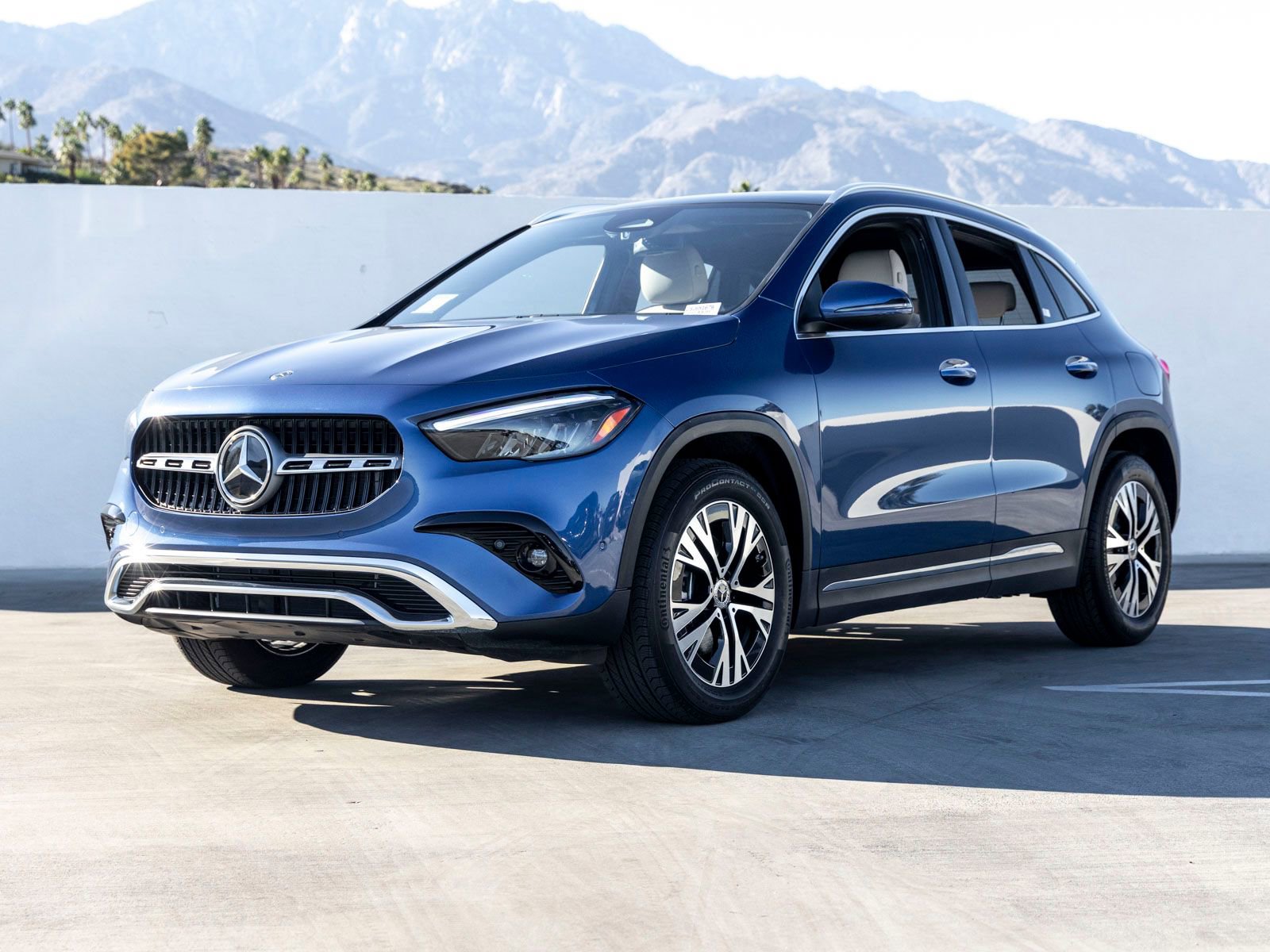Used 2025 Mercedes-Benz GLA 250 image 1