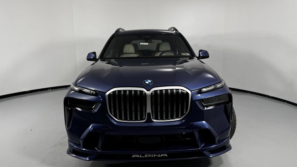 New 2026 BMW ALPINA XB7 AWD/4WD image 2