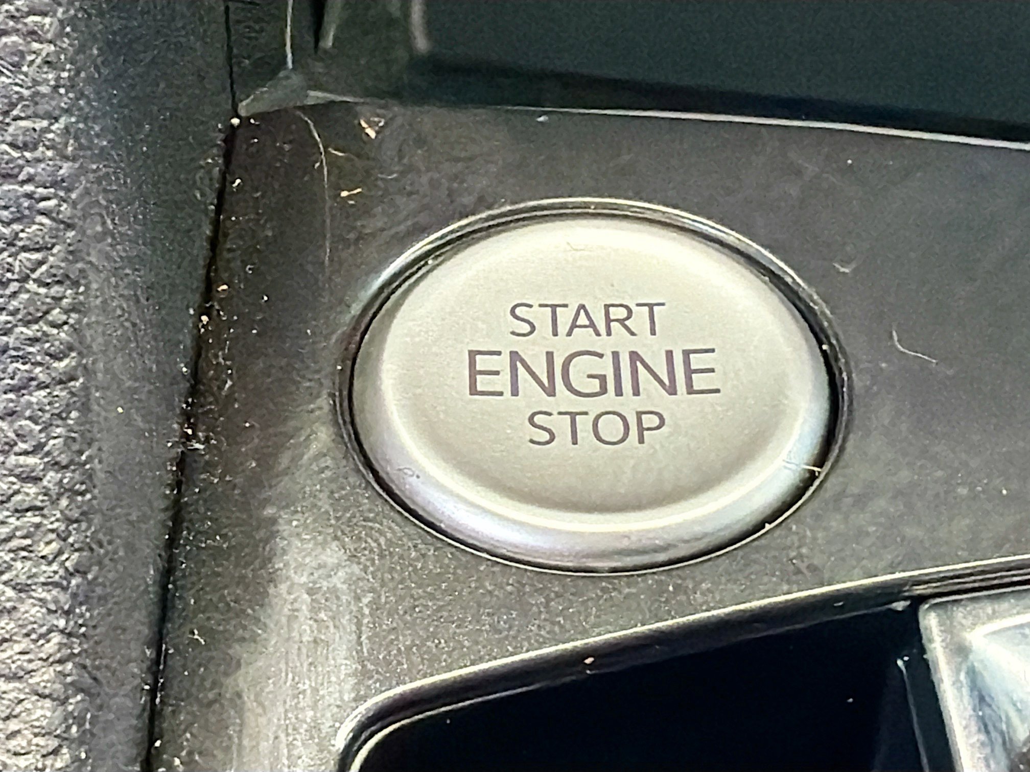 Used 2023 Volkswagen Tiguan SE image 33