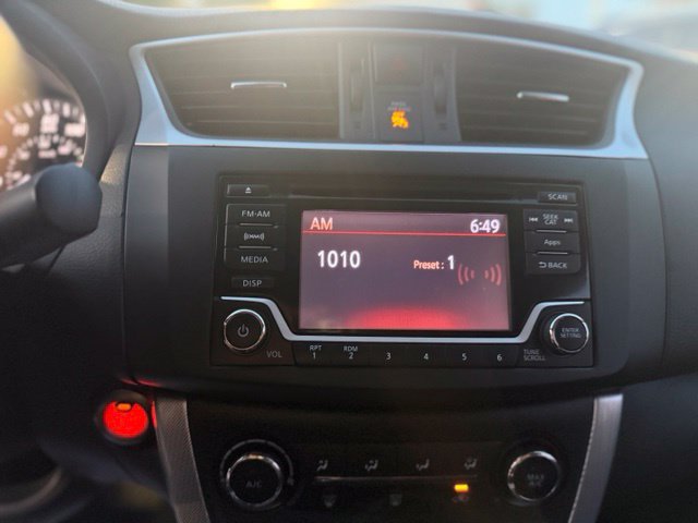 Used 2015 Nissan Sentra SR FWD image 16