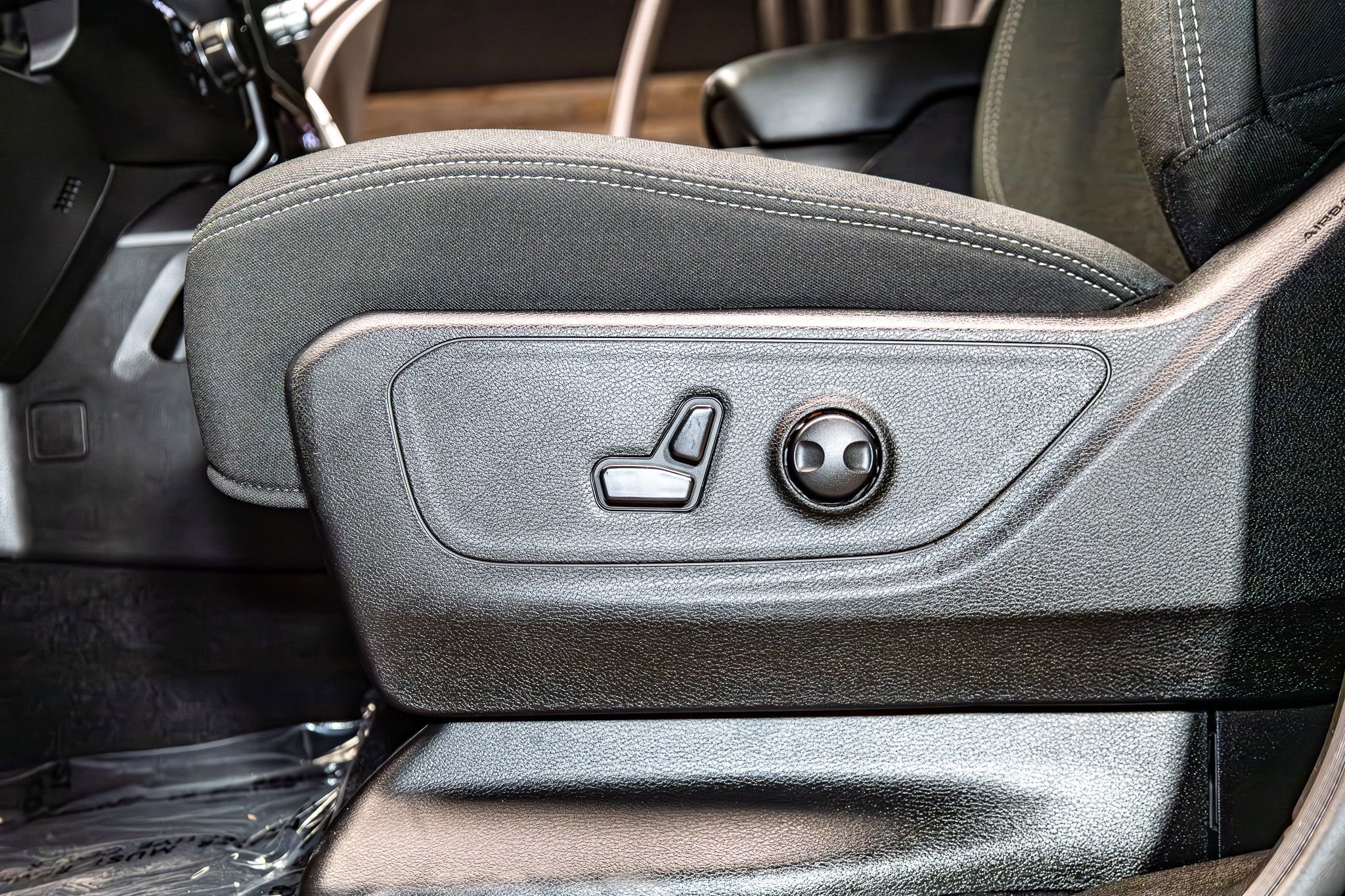 Used 2025 RAM 1500 Big Horn AWD/4WD image 24