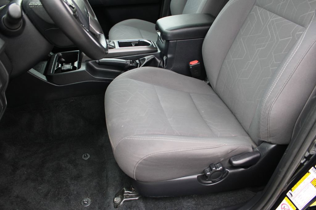 Used 2019 Toyota Tacoma TRD Sport image 25