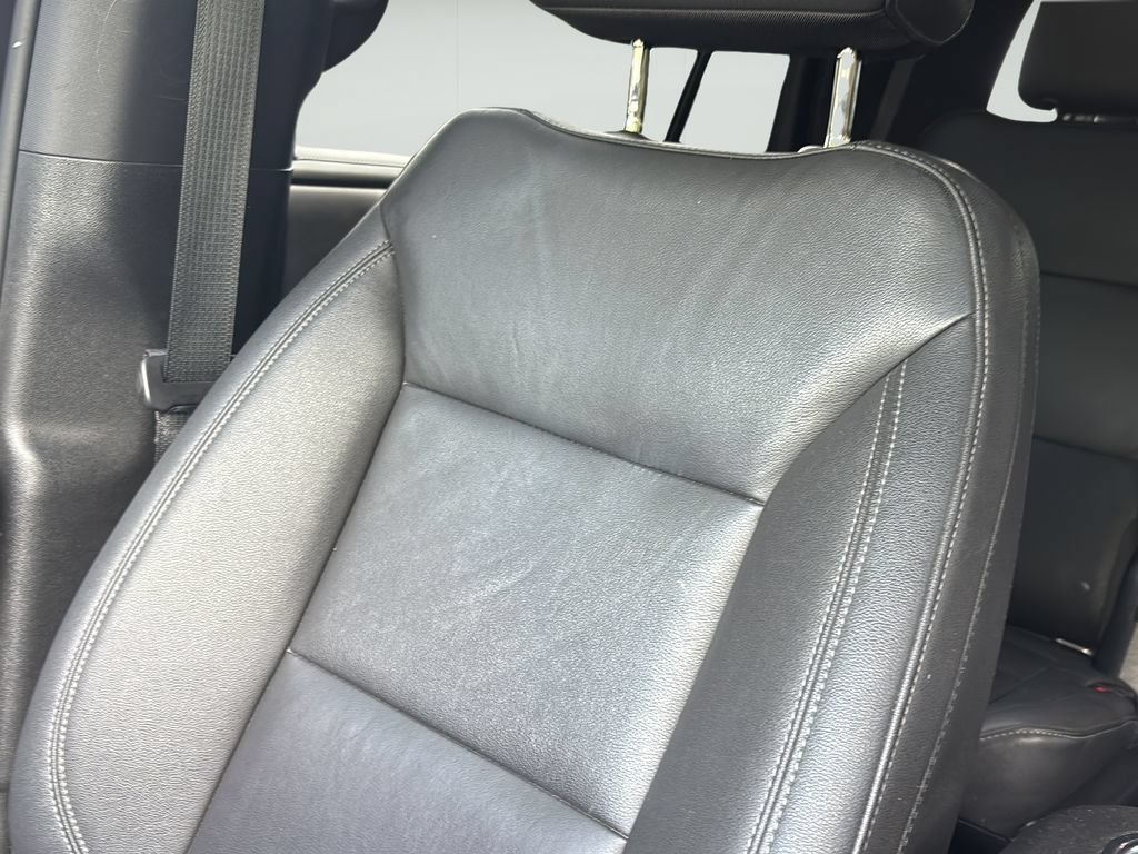 Used 2022 Chevrolet Tahoe LT RWD image 40