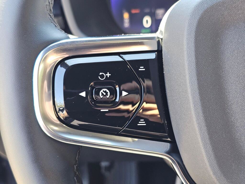 Used 2023 Polestar Polestar 2 w/ Pilot Pack FWD image 31