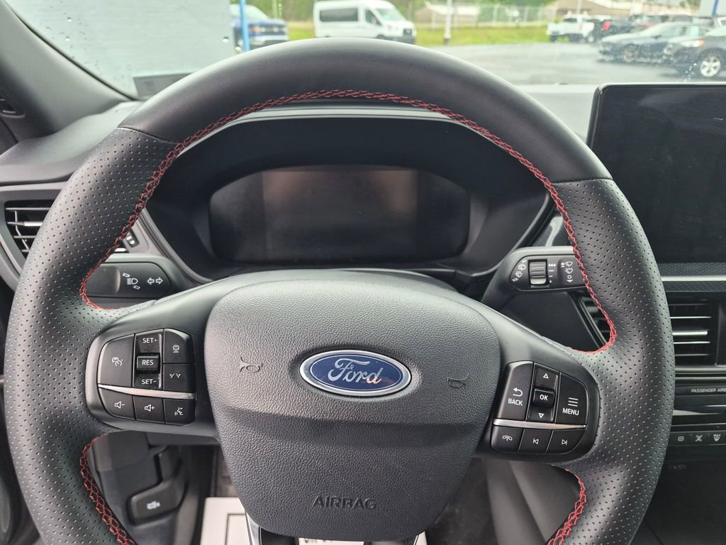 Used 2024 Ford Escape ST-Line Select w/ Tech Pack #1 AWD/4WD image 15