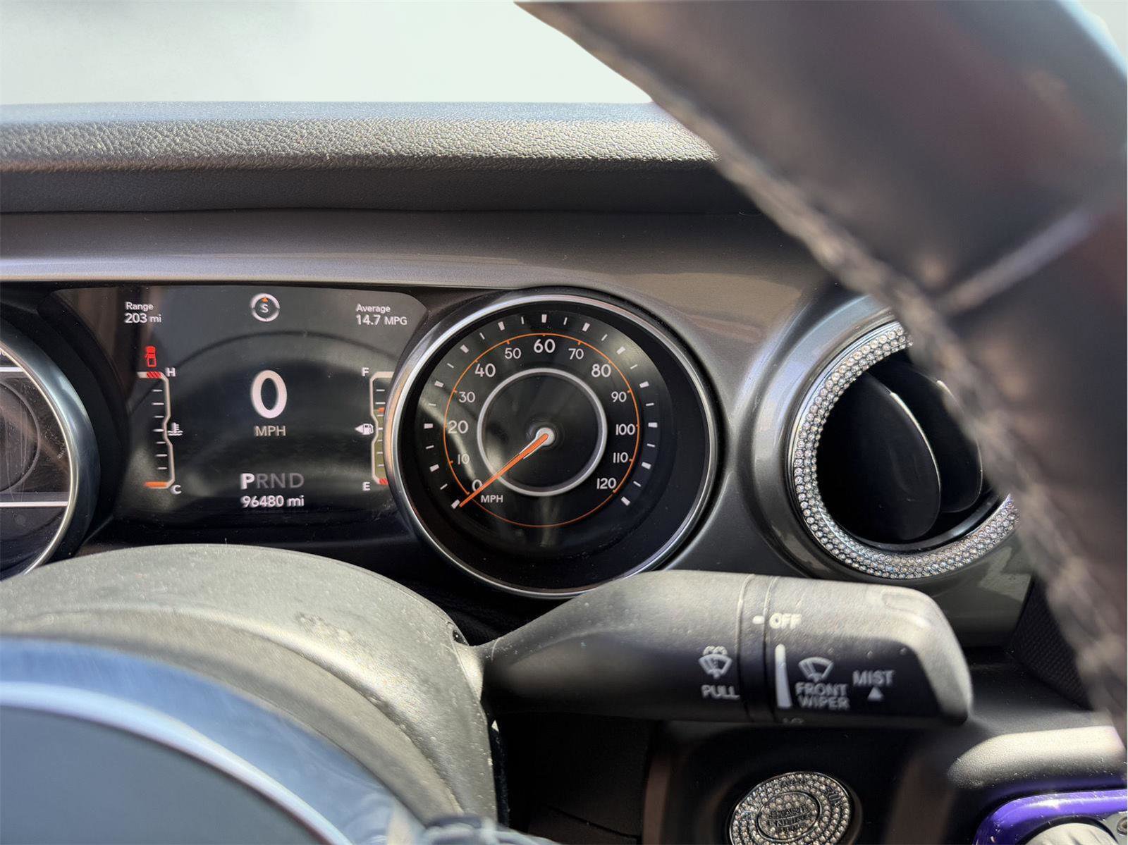 Used 2020 Jeep Gladiator Overland image 15