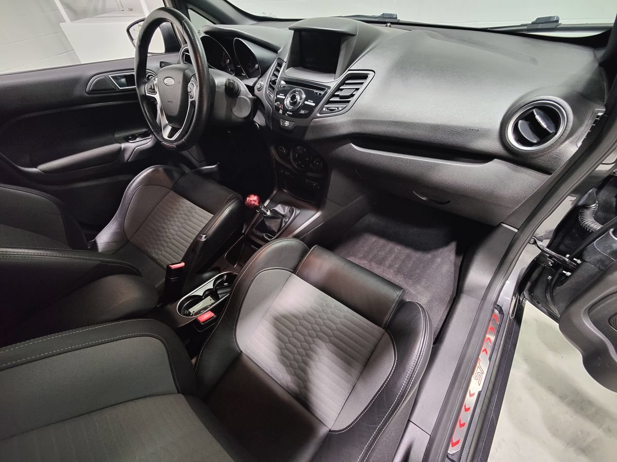 Used 2017 Ford Fiesta ST w/ ST Recaro Package FWD image 11