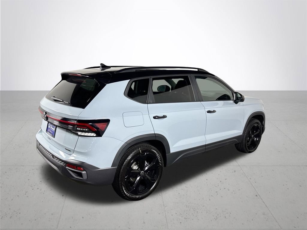 New 2026 Volkswagen Taos SE AWD/4WD image 6