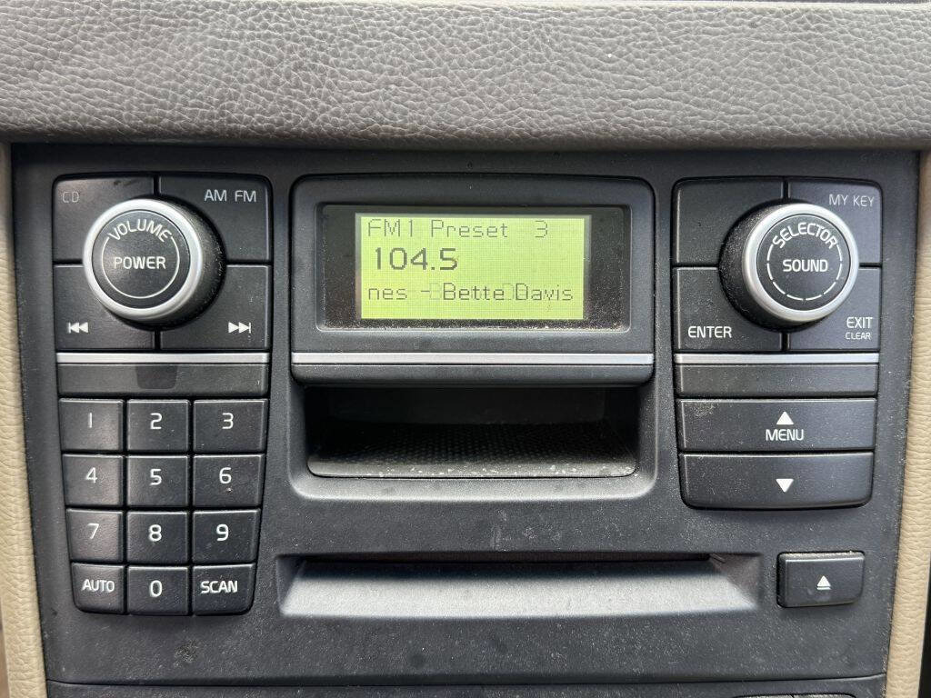 Used 2007 Volvo XC90 V8 image 16