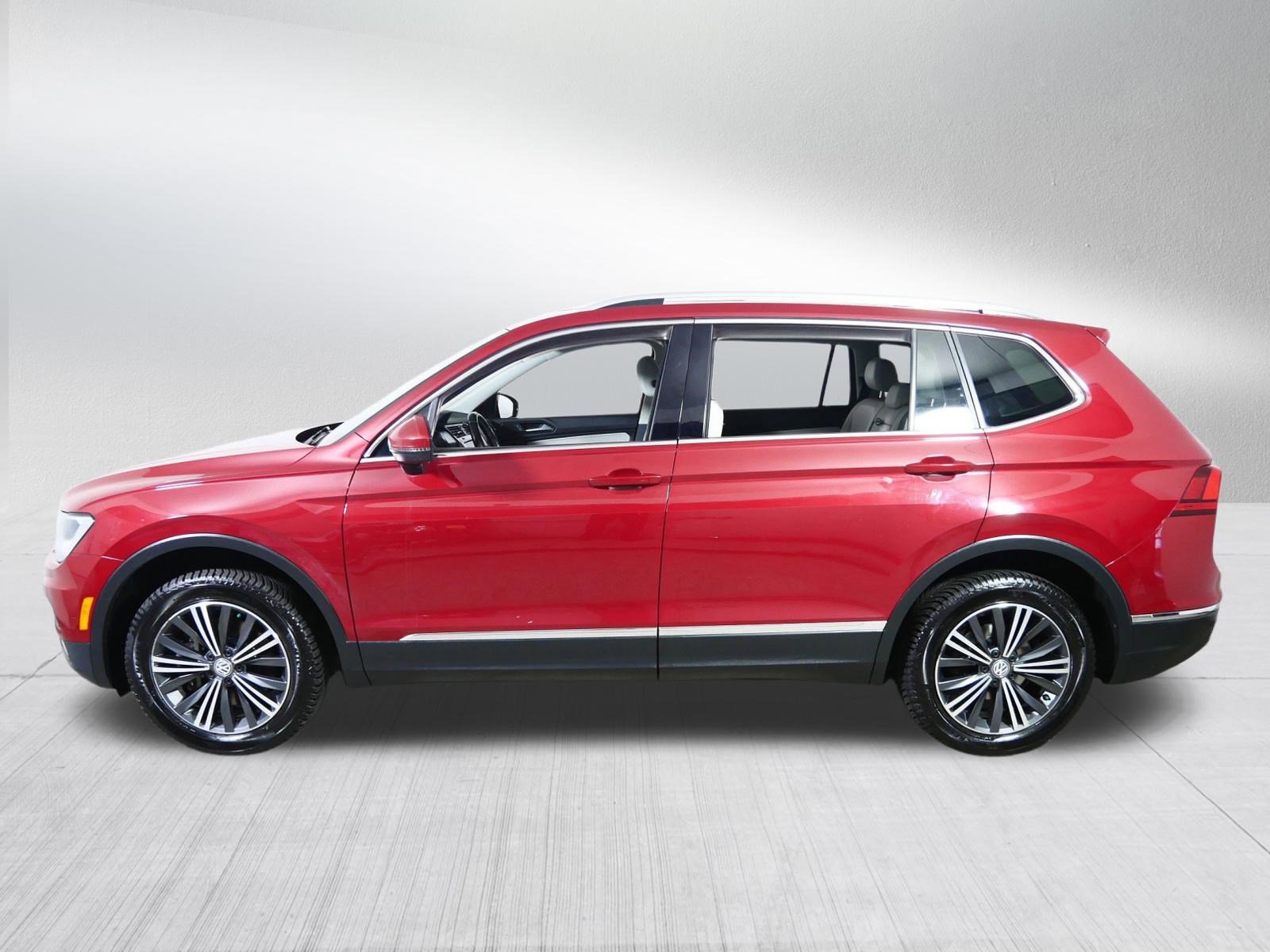 Used 2018 Volkswagen Tiguan SEL image 4