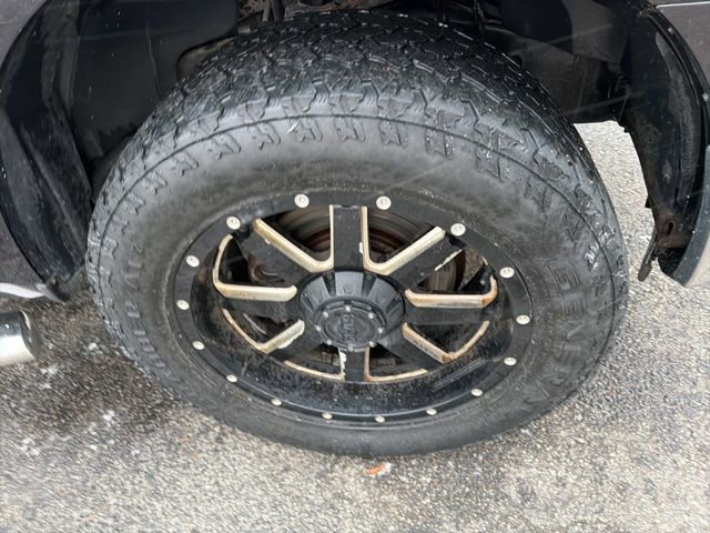 Used 2016 Ford F150 XLT image 2