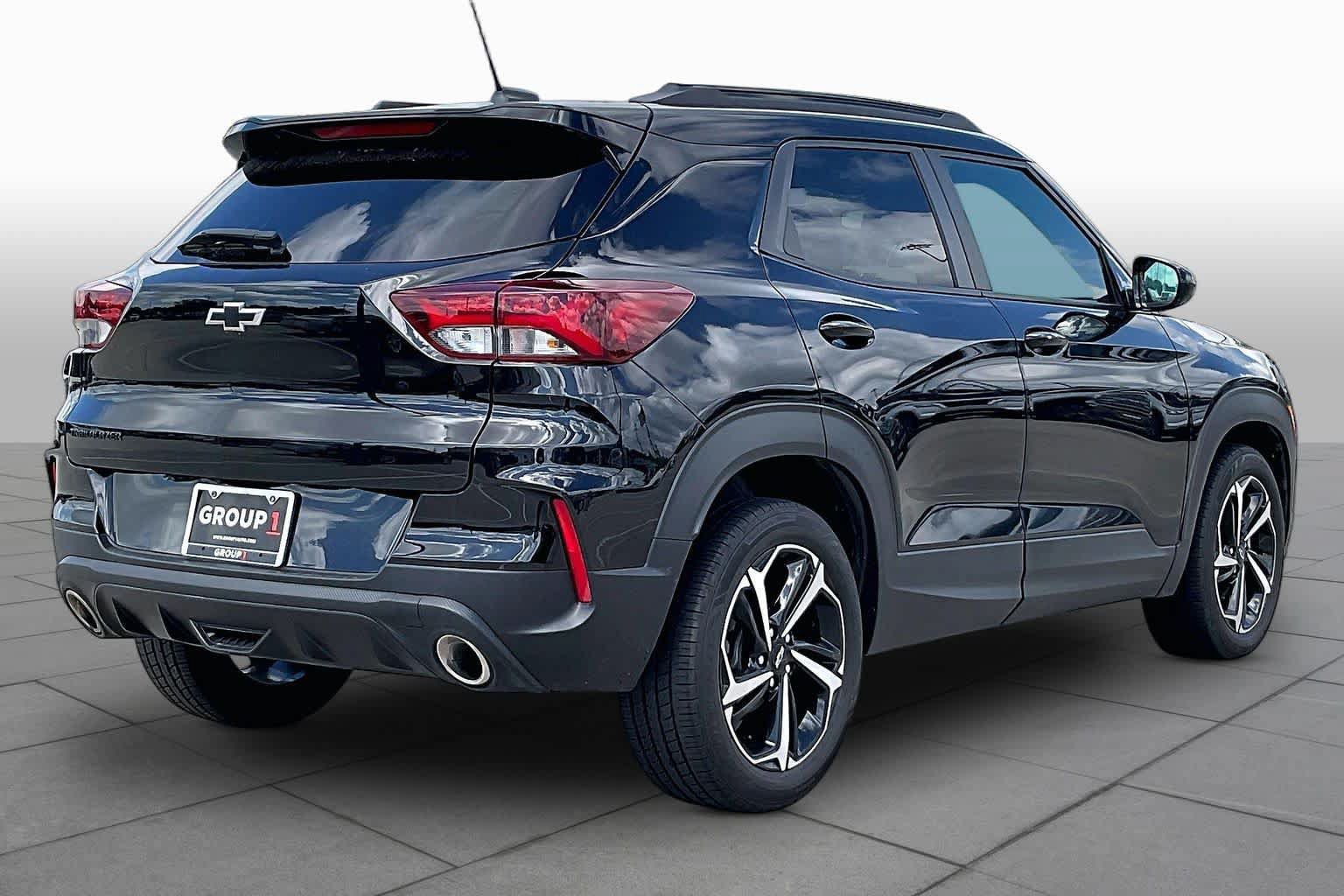 Used 2022 Chevrolet TrailBlazer RS FWD image 12
