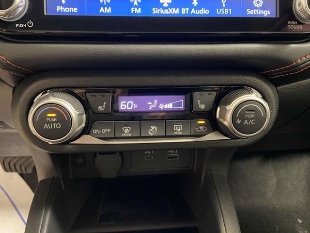 New 2025 Nissan Versa SR w/ Trunk Package image 17