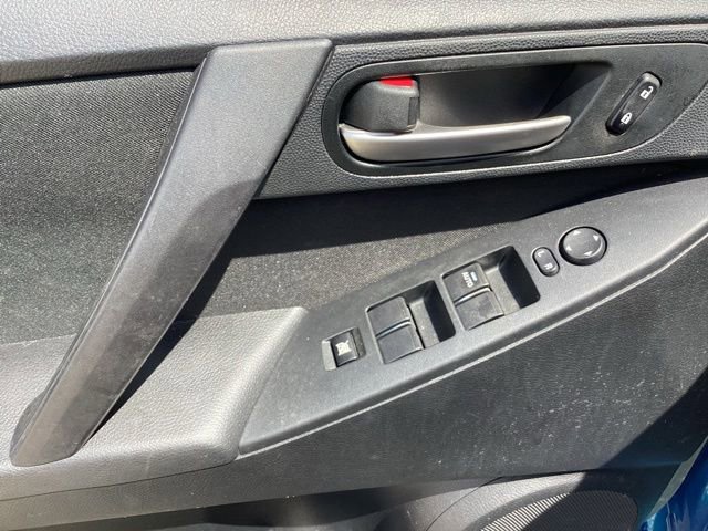 Used 2012 MAZDA MAZDA3 i Touring FWD image 16