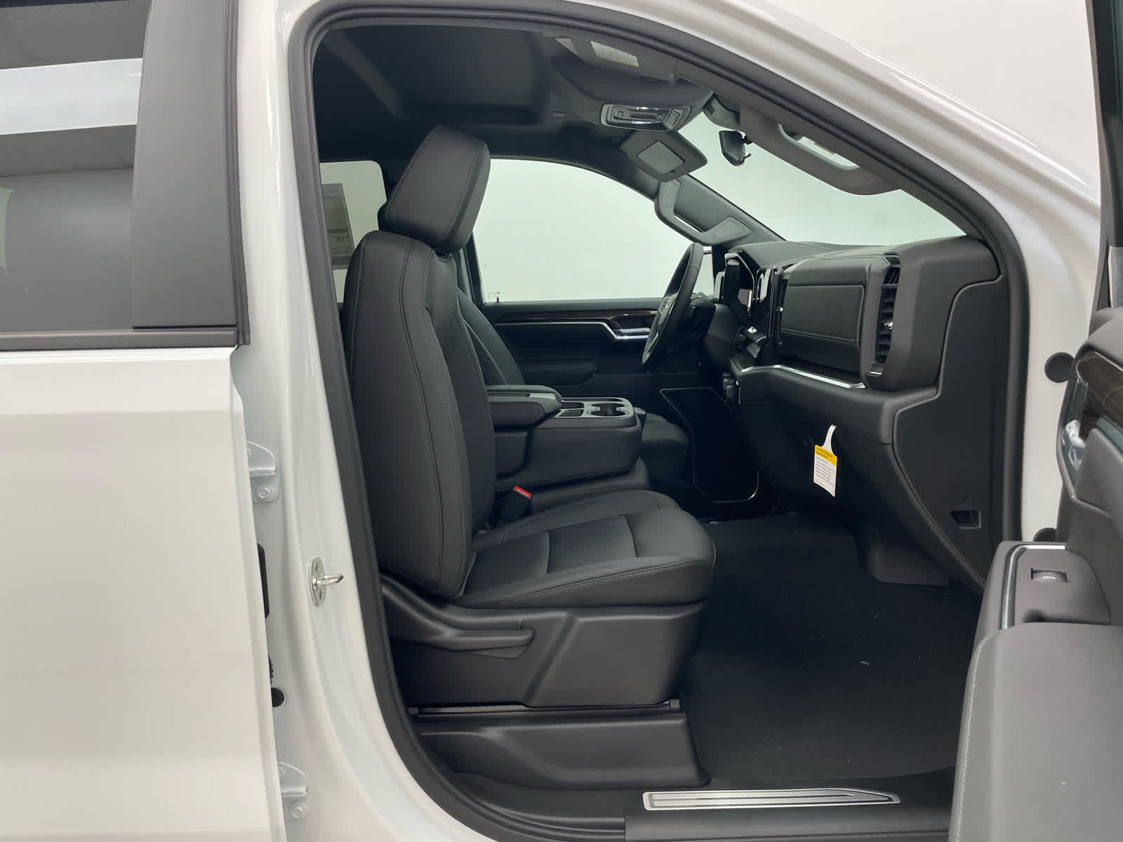 New 2026 Chevrolet Silverado 1500 LT w/ All Star Edition Plus AWD/4WD image 15