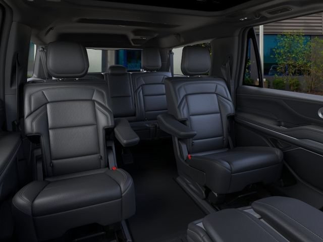 New 2025 Lincoln Navigator L Reserve w/ Jet Appearance Package AWD/4WD image 12