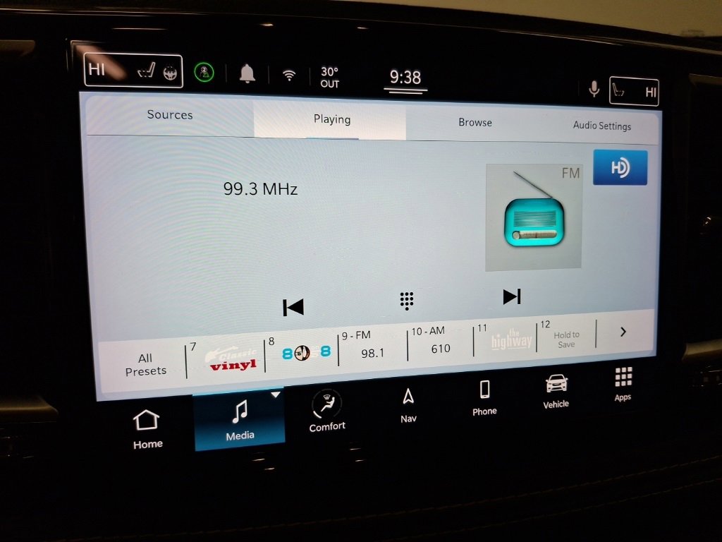 Used 2022 Chrysler Pacifica Limited image 23