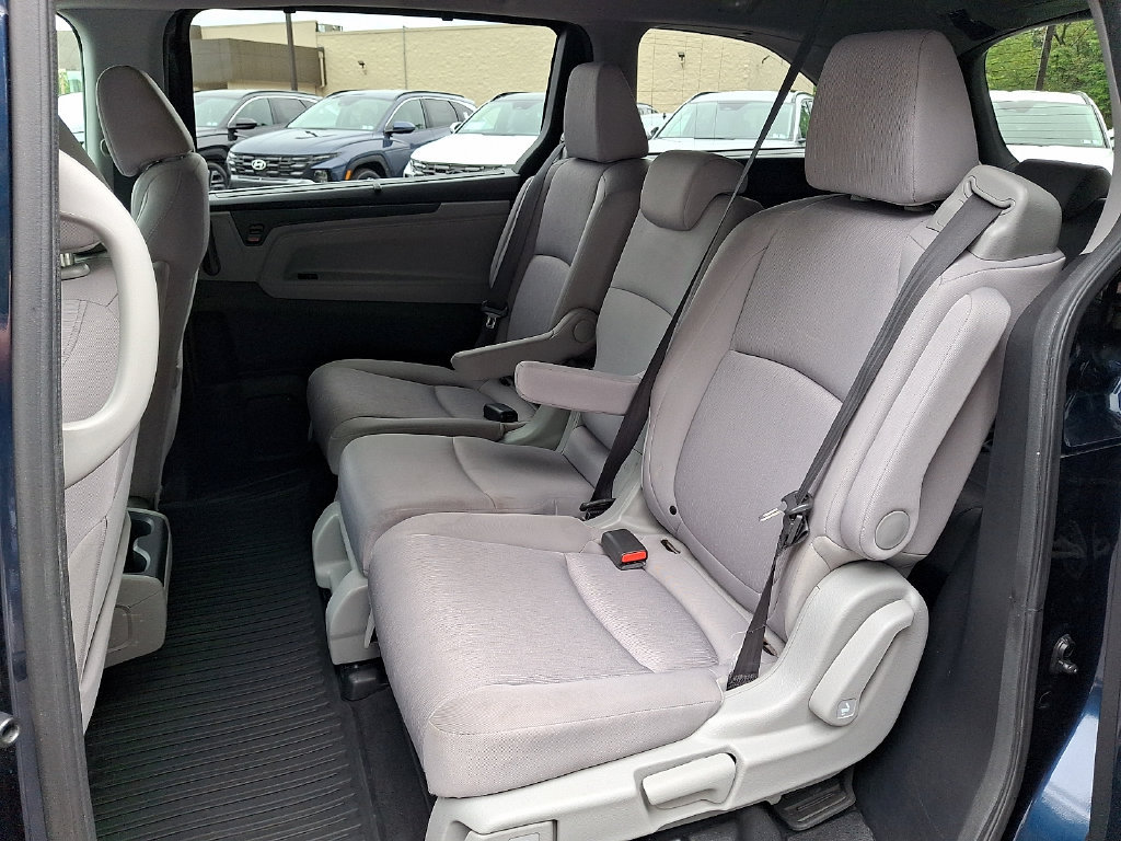 Used 2018 Honda Odyssey EX image 11