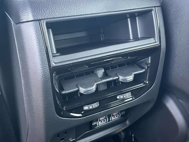 New 2027 Jeep Grand Cherokee Laredo X AWD/4WD image 17