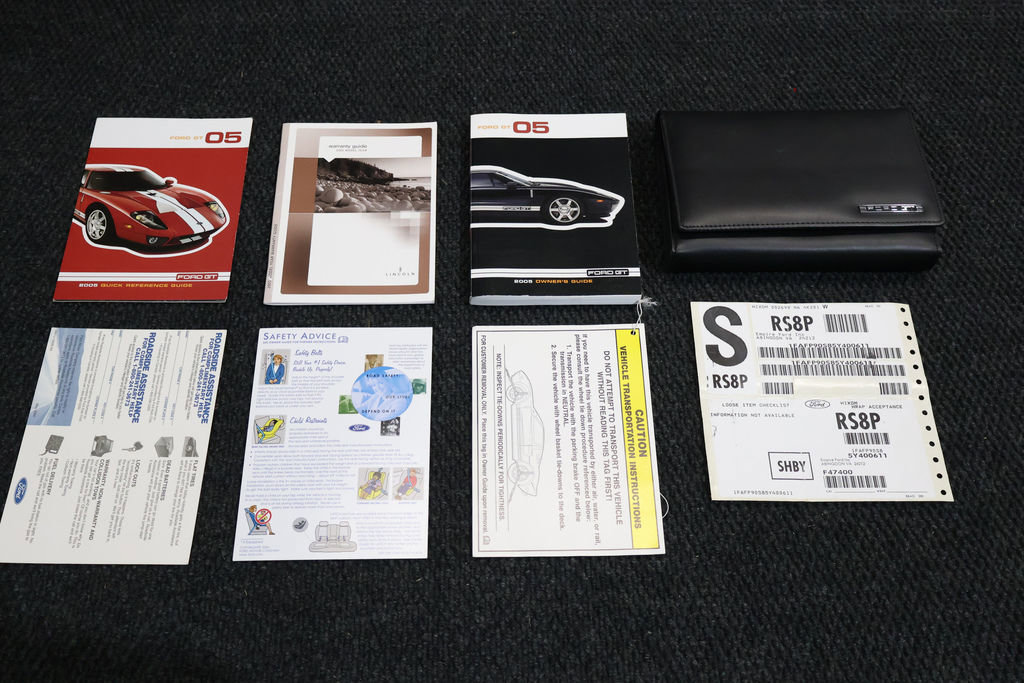 Used 2005 Ford GT image 90