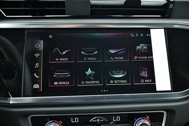 New 2025 Audi Q3 2.0T Premium image 35