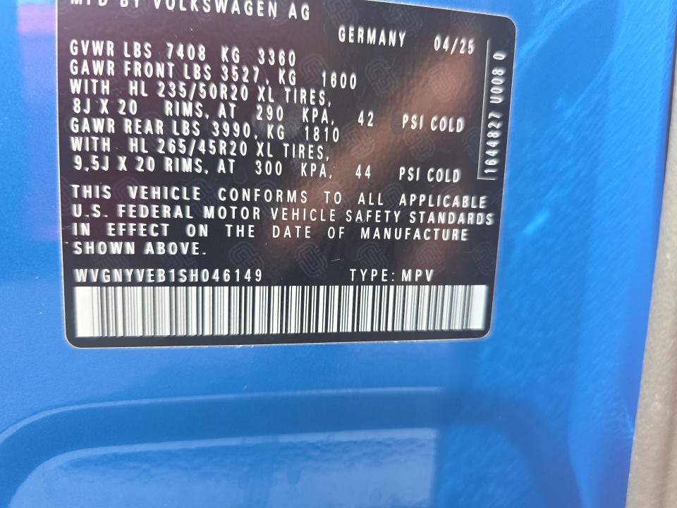 Used 2025 Volkswagen ID. Buzz Pro S Plus AWD/4WD image 6
