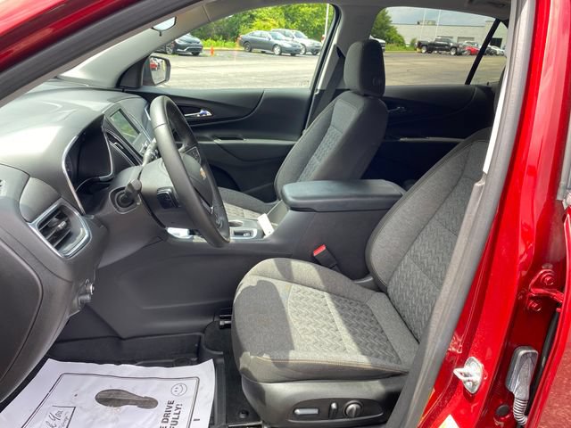 Certified 2024 Chevrolet Equinox LT w/ LPO, Floor Liner Package FWD image 15