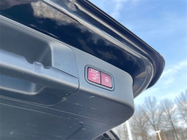 Used 2020 Mercedes-Benz GLB 250 4MATIC image 18