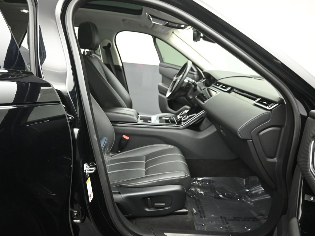 Used 2019 Land Rover Range Rover Velar S image 29