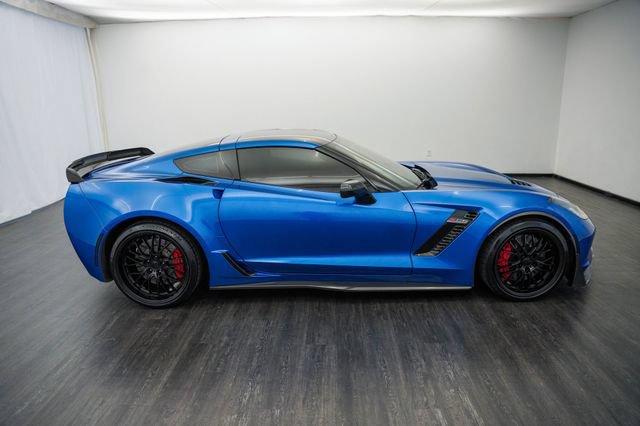 Used 2015 Chevrolet Corvette Z06 w/ 3LZ Preferred Equipment Group RWD image 6
