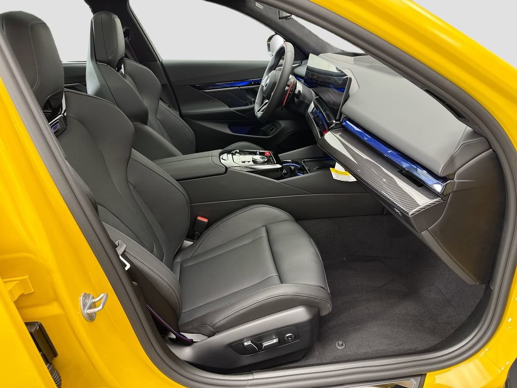 New 2026 BMW M5 w/ Executive Package image 19