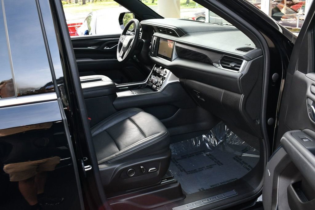 Used 2021 GMC Yukon Denali w/ Denali Premium Package image 58