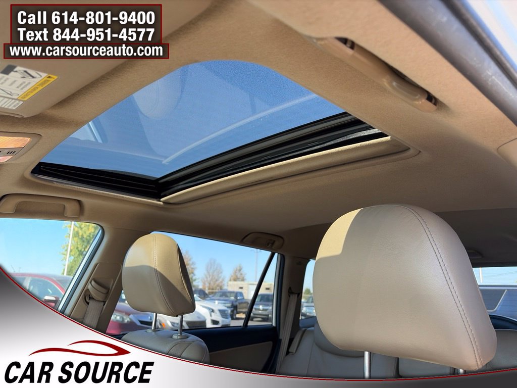Used 2012 Toyota RAV4 Limited w/ Navigation Value Pkg AWD/4WD image 24