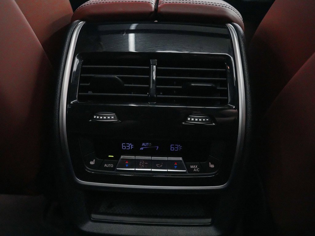 Used 2023 BMW X7 M60i w/ Executive Package image 38