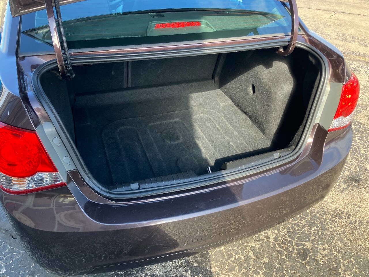 Used 2015 Chevrolet Cruze LT FWD image 21