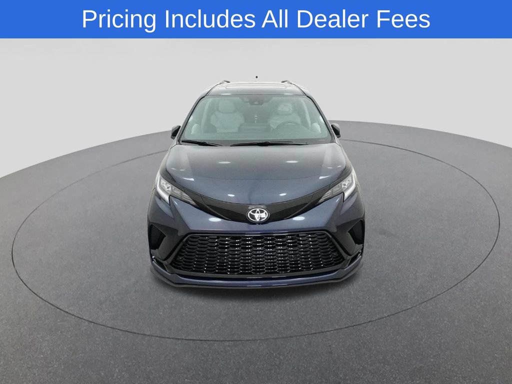 New 2026 Toyota Sienna XSE FWD image 15