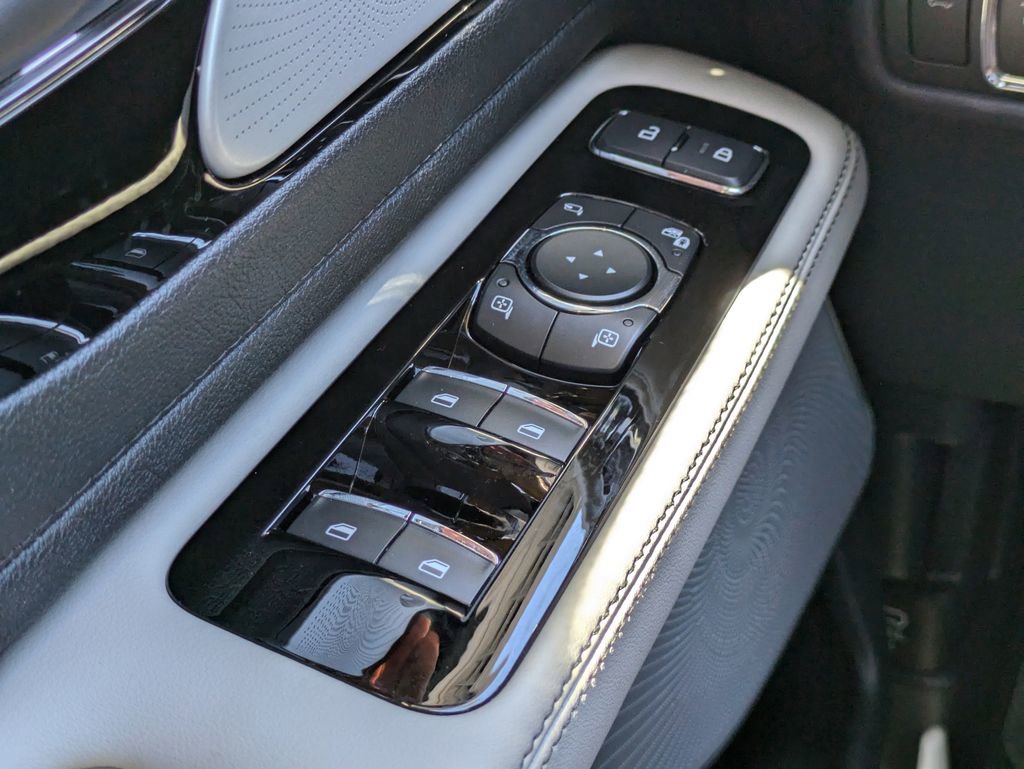 New 2026 Lincoln Aviator Reserve AWD/4WD image 28