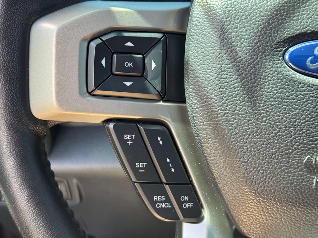 Used 2022 Ford F250 Lariat w/ Black Appearance Package AWD/4WD image 21