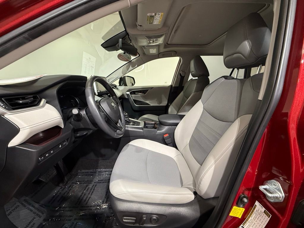 Certified 2021 Toyota RAV4 Limited image 13