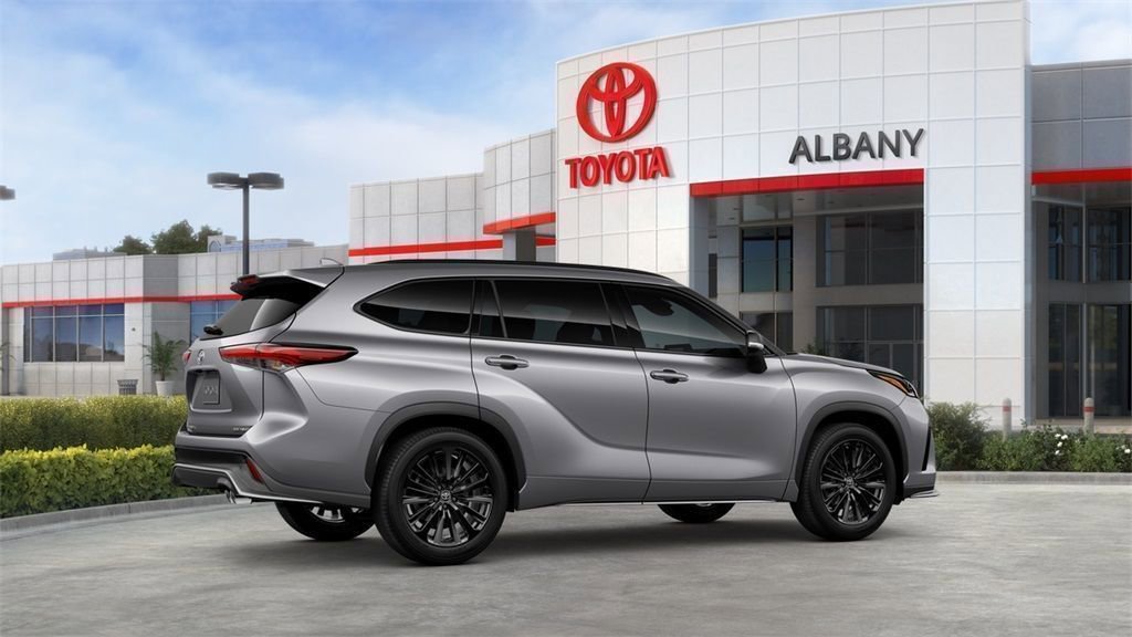 New 2025 Toyota Highlander XSE image 11