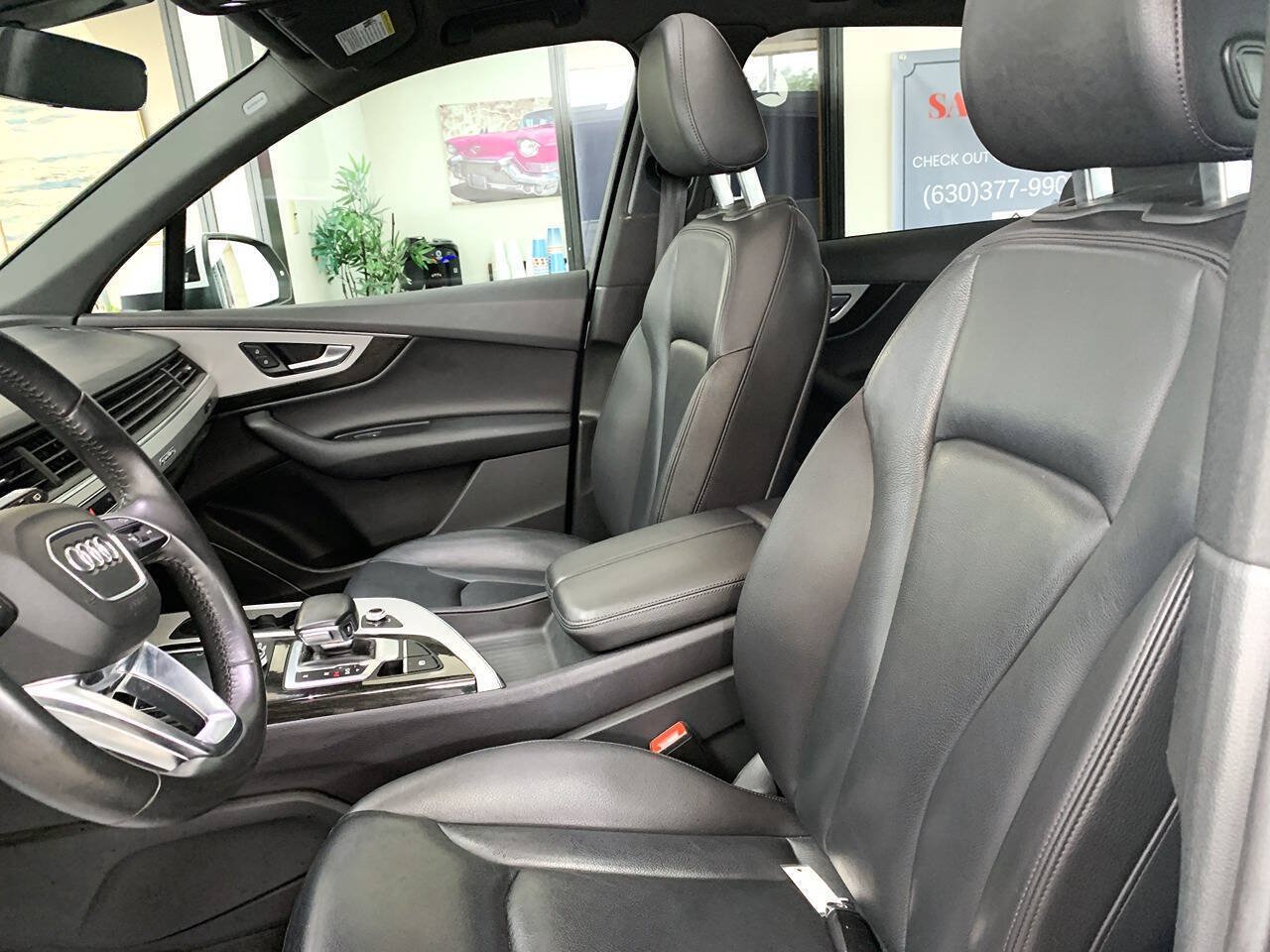 Used 2019 Audi Q7 2.0T Premium w/ Convenience Package AWD/4WD image 12