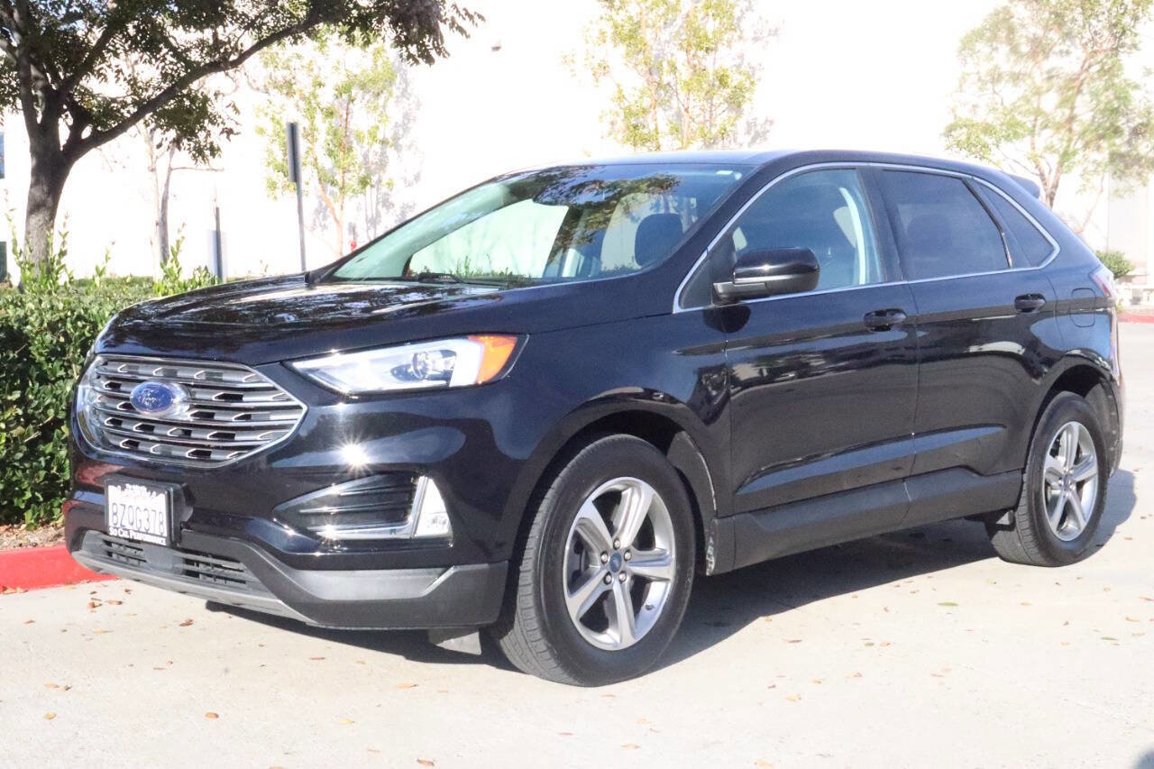 Used 2022 Ford Edge SEL w/ Convenience Package image 3