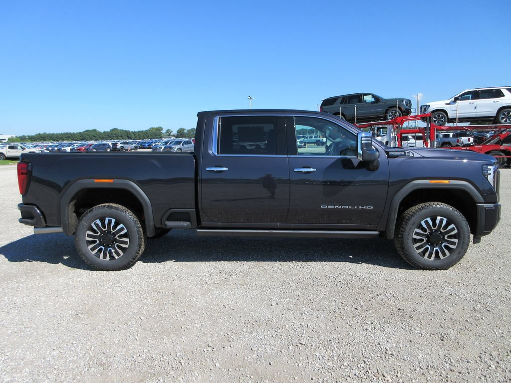 New 2026 GMC Sierra 2500 Denali Ultimate AWD/4WD image 3