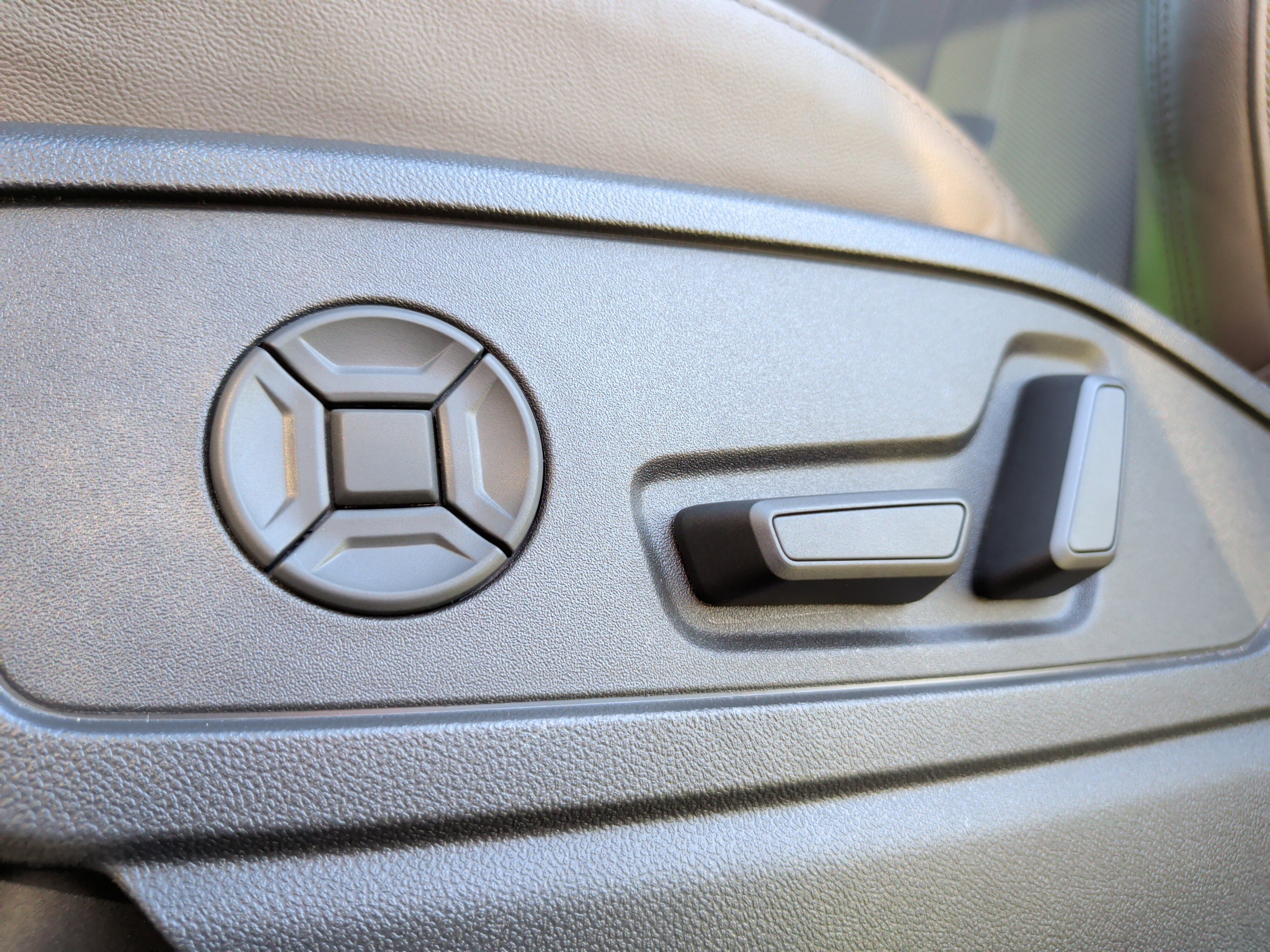 Used 2025 Audi Q5 Premium Plus AWD/4WD image 28