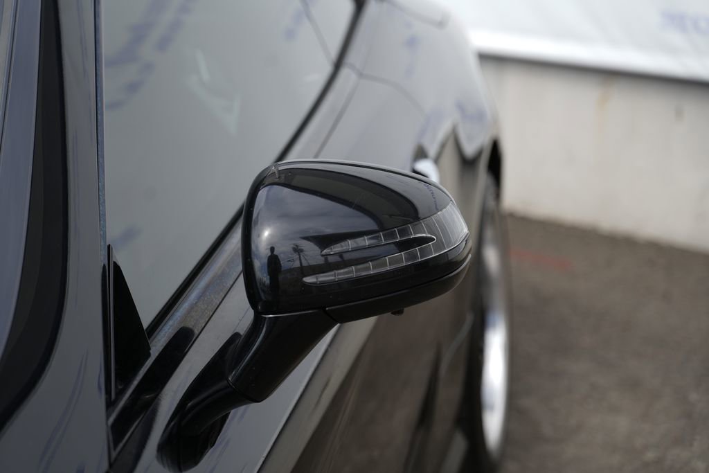 Used 2015 Mercedes-Benz SL 400 image 11