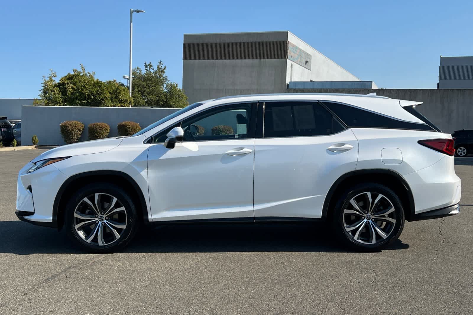 Used 2019 Lexus RX 350L FWD image 9