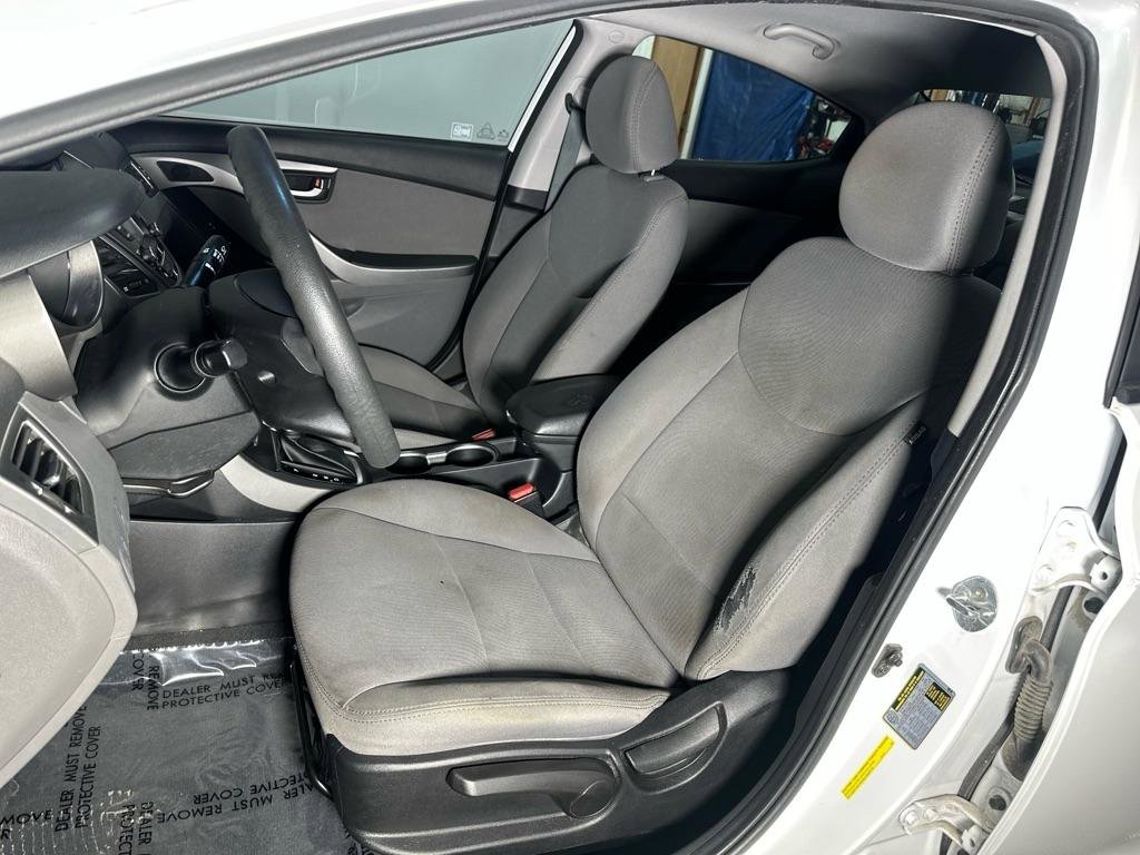 Used 2016 Hyundai Elantra SE w/ Option Group 02 FWD image 22