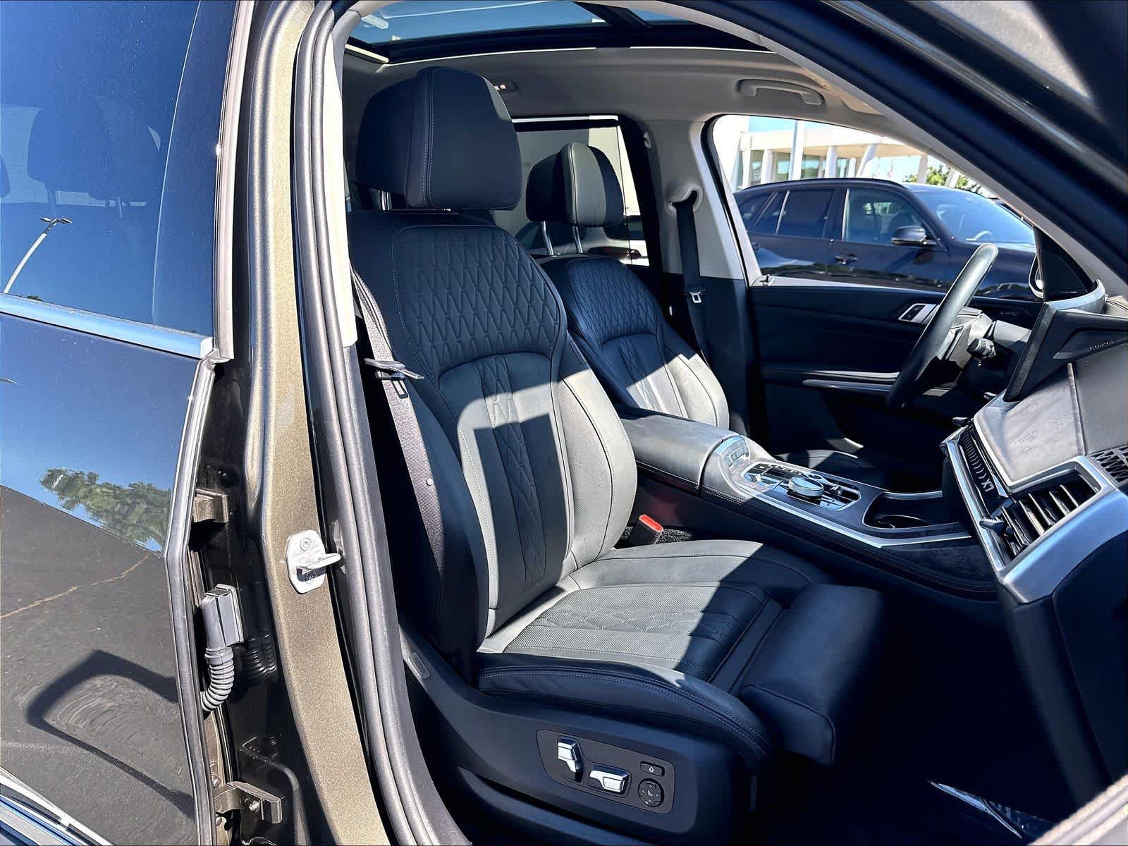 Certified 2024 BMW X7 xDrive40i AWD/4WD image 33